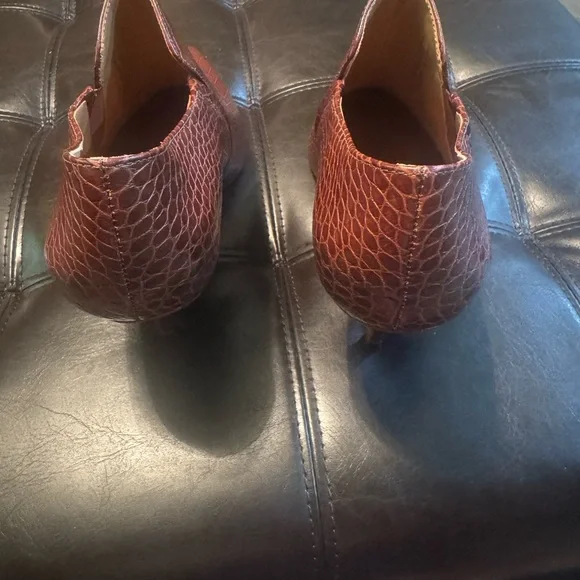 Tory Burch Brown Crocodile Pattern Heeled Shoes size 10 - Picture 4 of 7